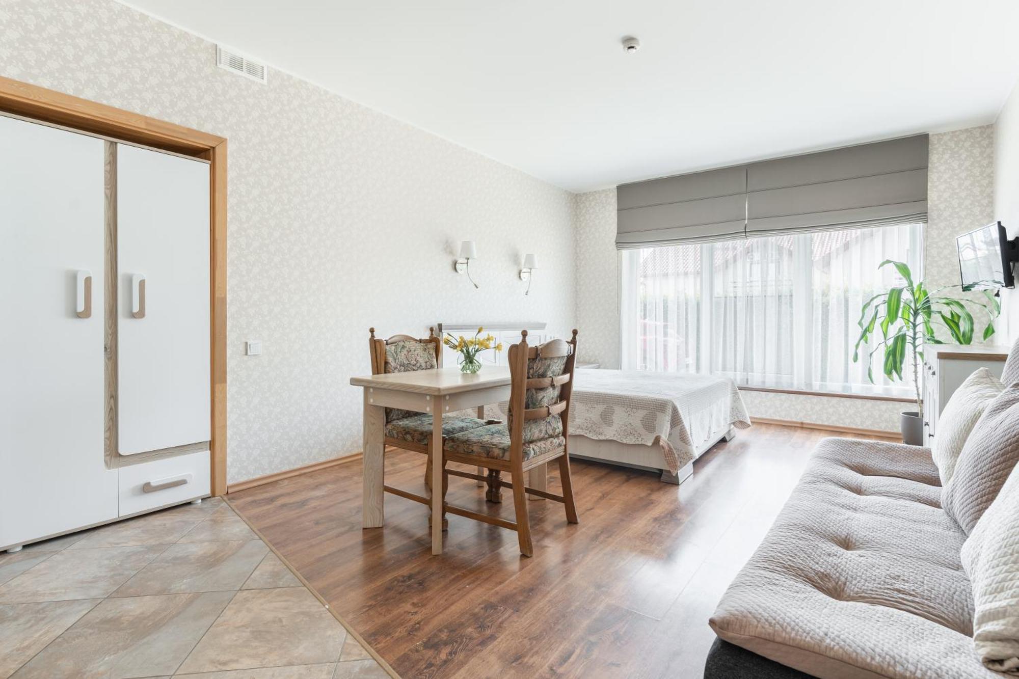 7 Sakalai Hotell Palanga Exteriör bild
